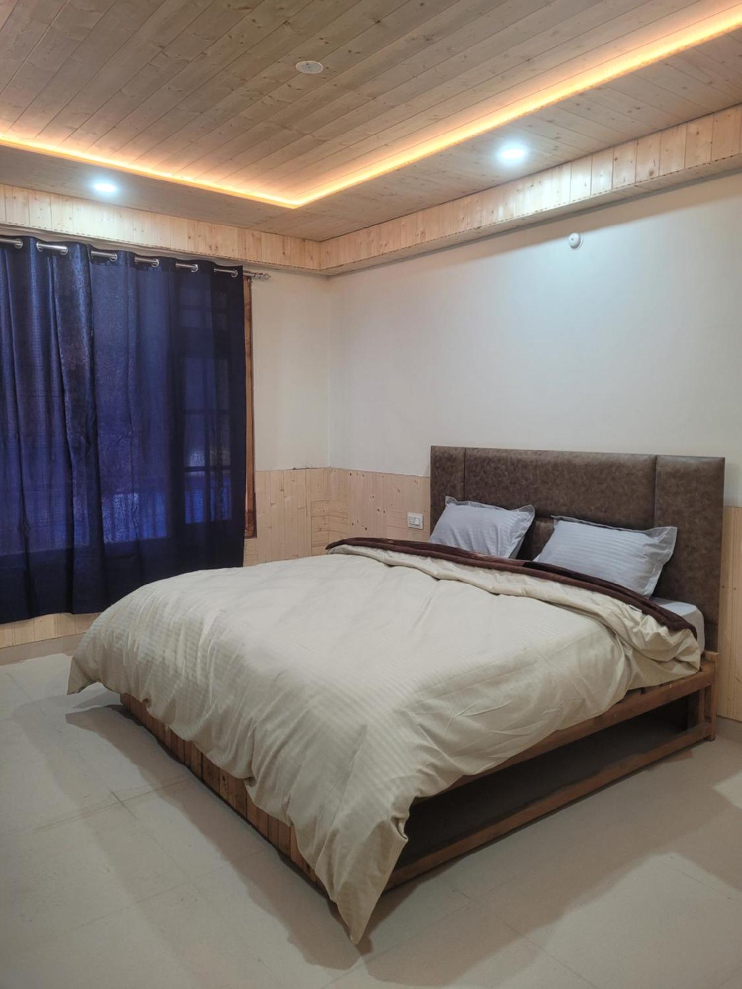 Whoopers Hostel Kasol Exterior foto